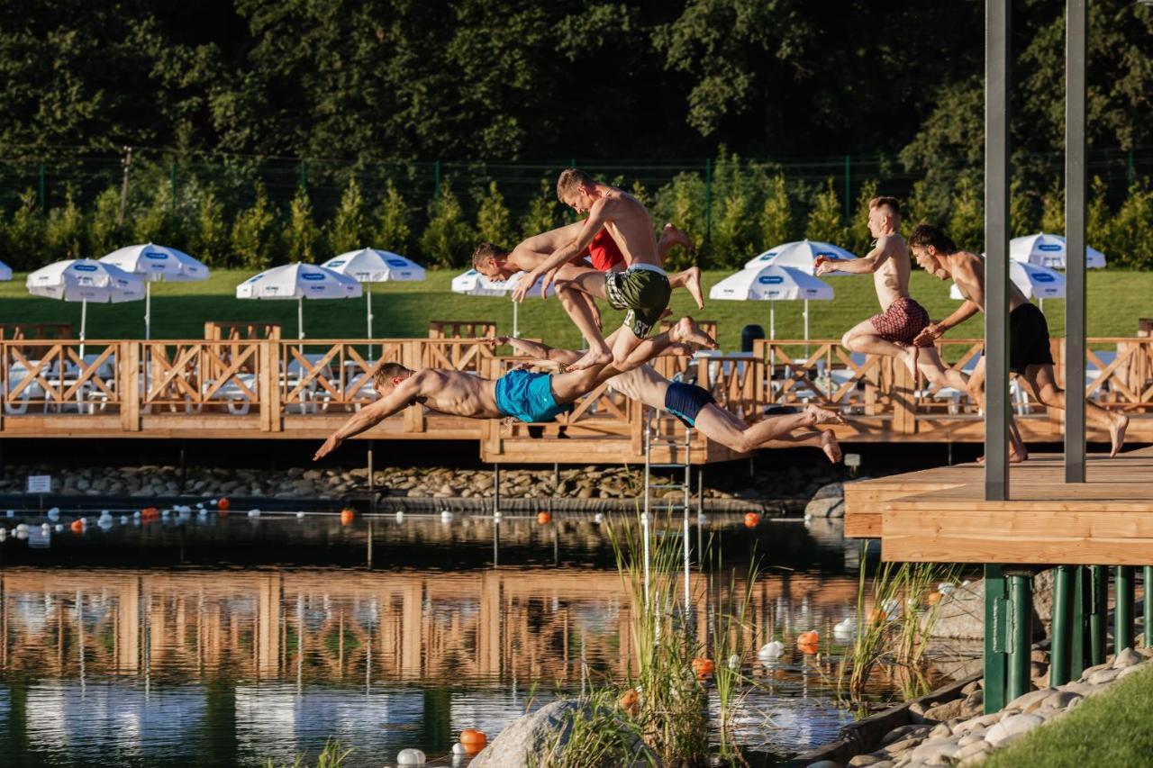 Галицька Корона Davidov Bagian luar foto